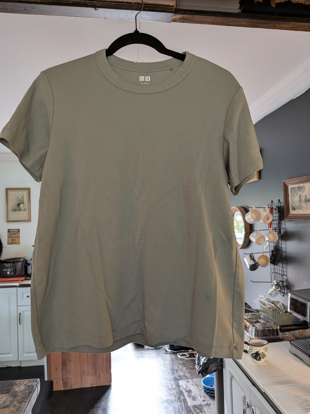 UNIQLO Classic Crew Neck T-Shirt in Sage Green XL